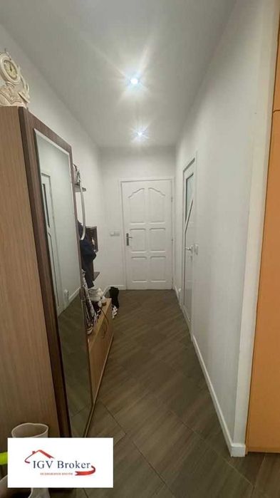 Продава се Тристаен апартамент в Разлог - 64 кв.м за 773 €/кв.м - Снимка #11