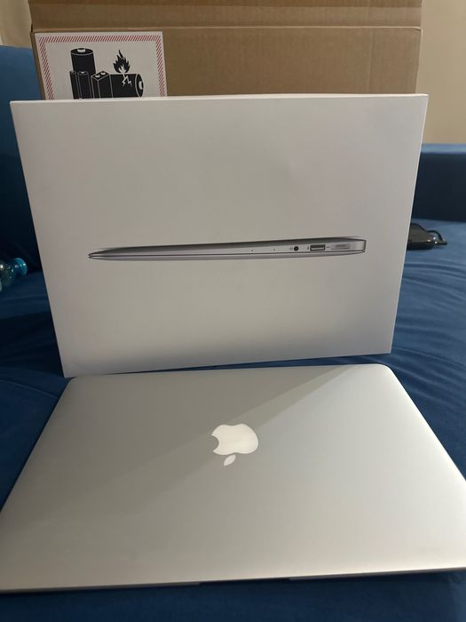 MacBook  Model A1466