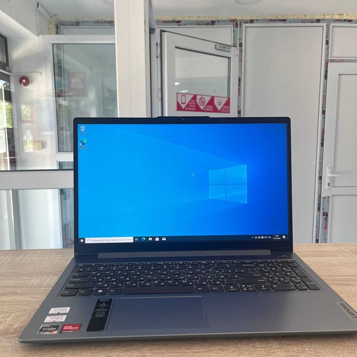 C32/ Ноутбук Lenovo IdeaPad Slim 3 /sk157397
