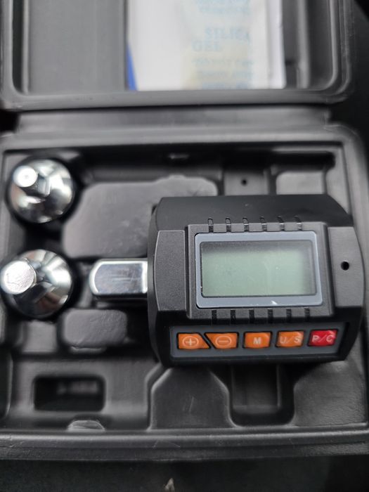 Дигитален динамометричен адаптер