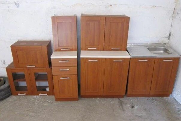 Кухонный гарнитур целый