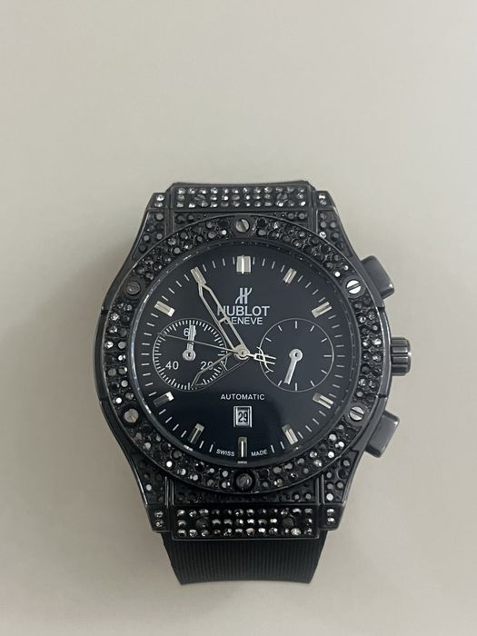 Продается часы Hublot