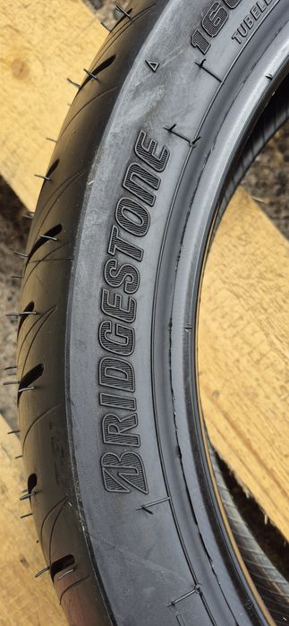 O anvelopa moto noua Bridgestone 160/60 ZR17 M/C,dot 2020.