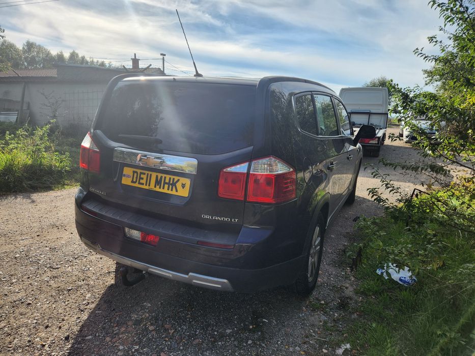 За части Chevrolet Orlando 1,8 бензин 2011 година