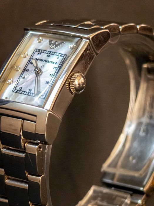 Часовник Emporio Armani