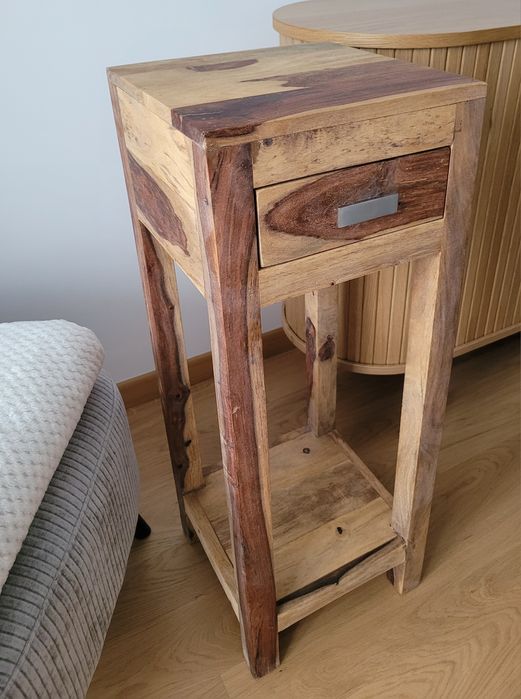 Masa auxiliara din lemn masiv - noua