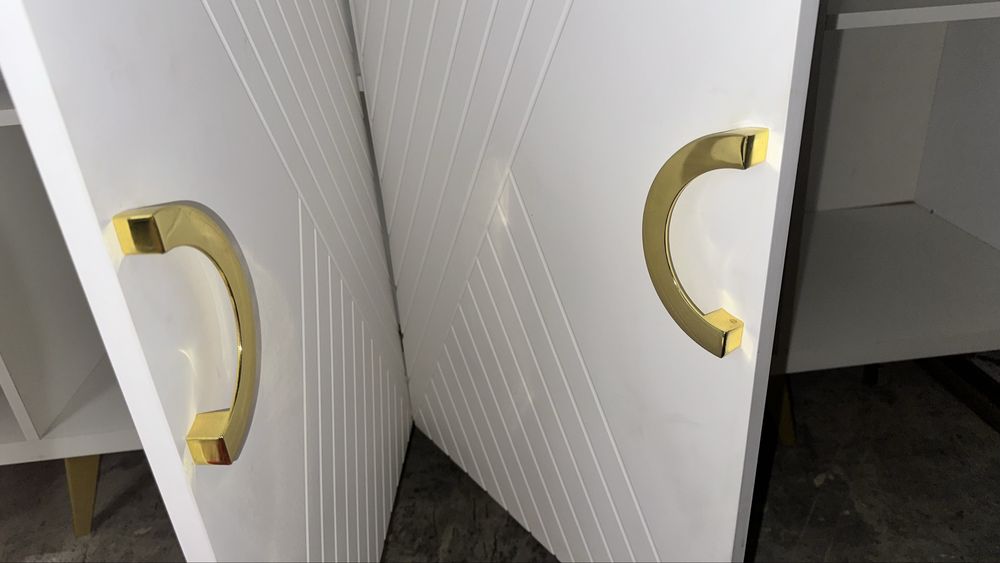 ТВ тумба БОЛЬШАЯ, МДФ б/у