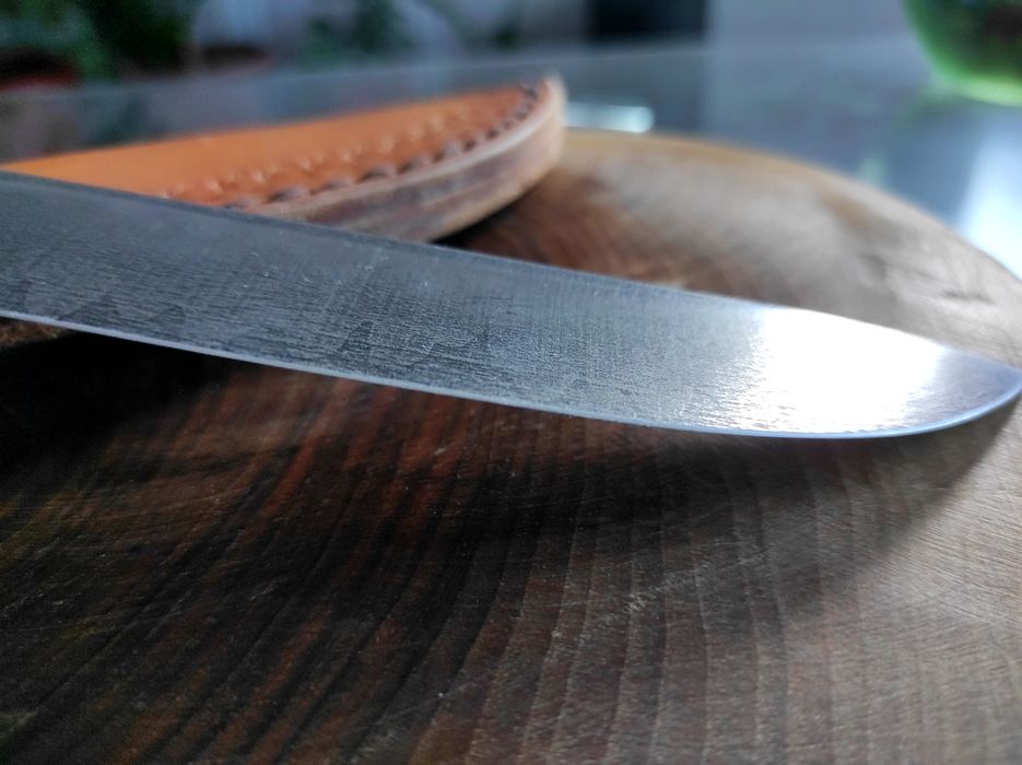 Нож от n690 ръчна изработка