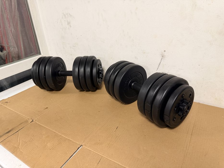 Set gantere reglabile noi 34 kg.17 kg+17 kg=34 kg, pret 200 lei