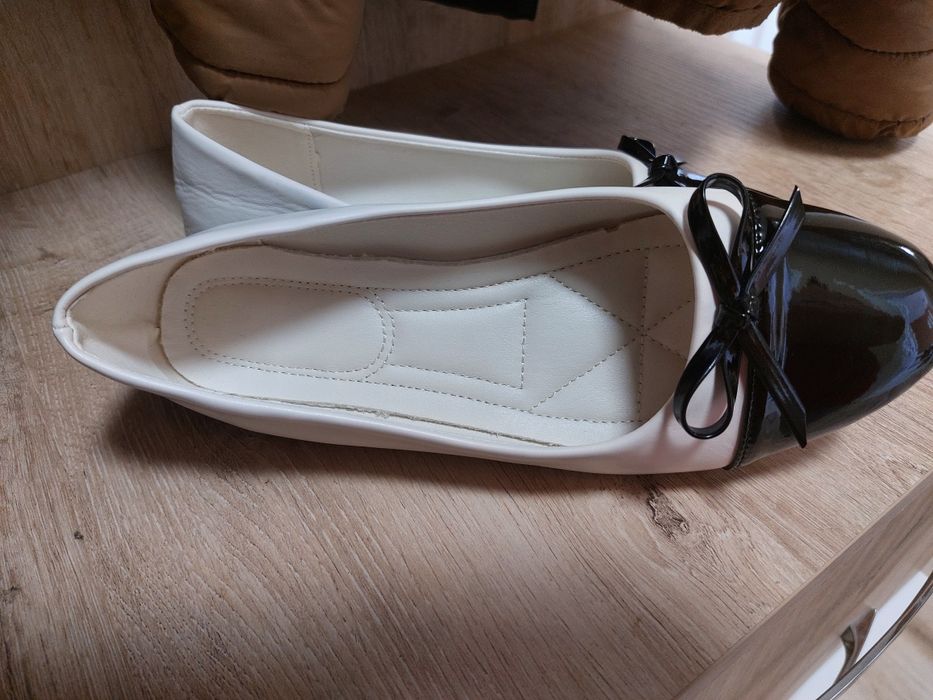 Дамски обувки балеринки