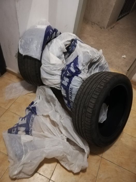 Летни гуми Bridgestone 215/45/17 4бр
