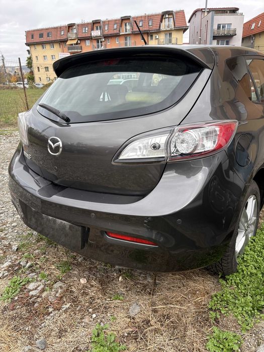 Mazda 3 2010 benzină, 5.000 € — imagine 3