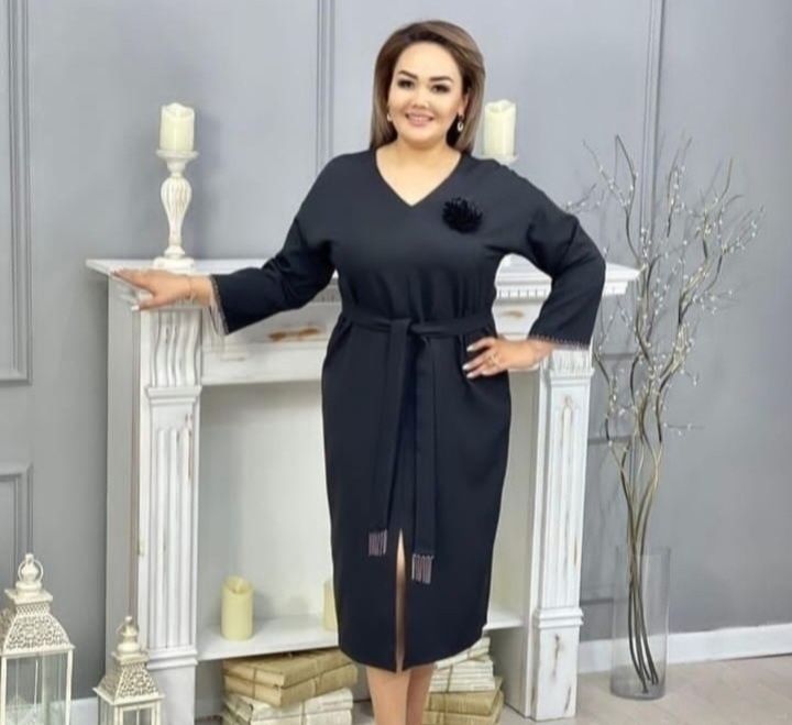 Платья темно зеленое и черное 50-52