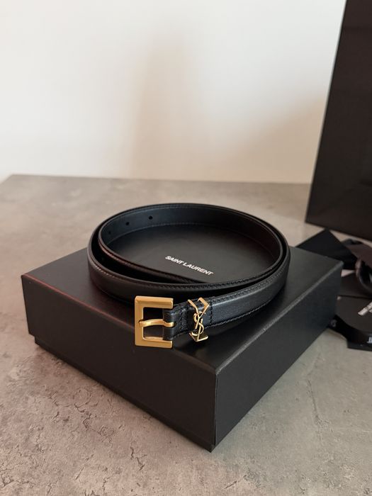 Curea Saint Laurent