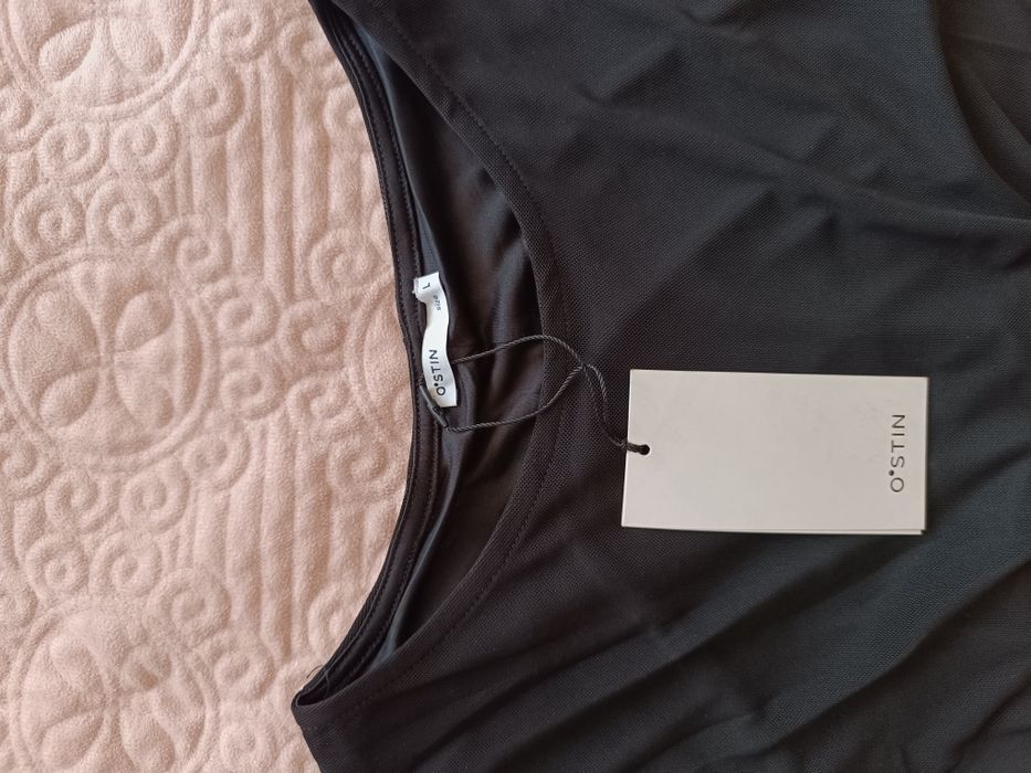 Продам женские платья 48р