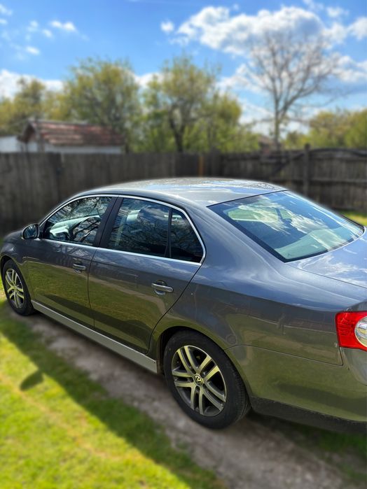 VOLKSWAGEN Jetta 2009 — imagine 2