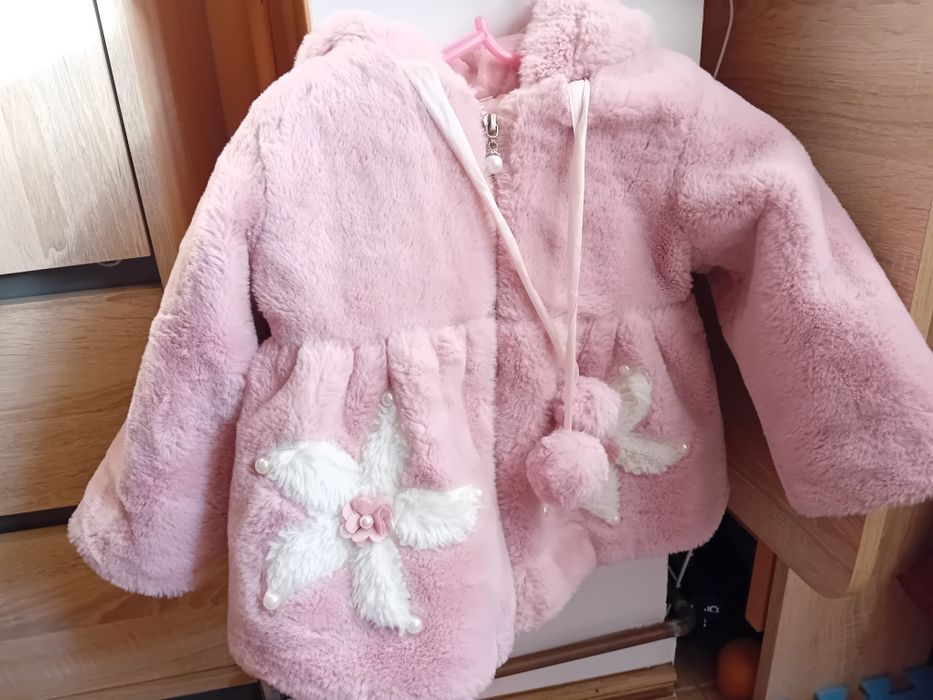 Vand haina imitatie de blana pentru fetite 2-3 ani