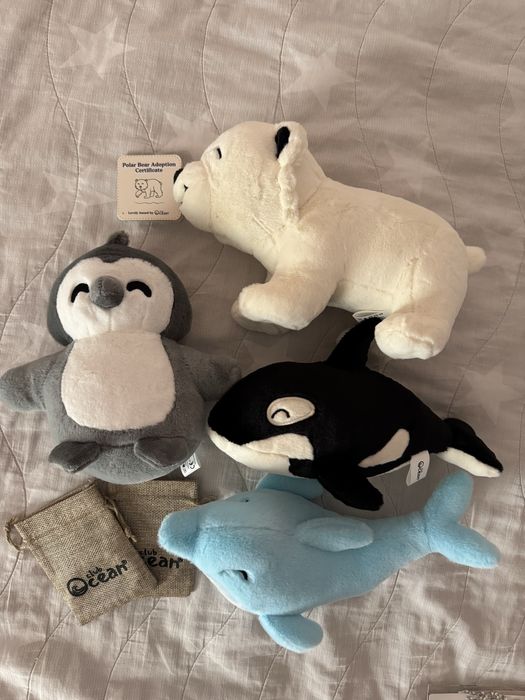 Плюшени играчки и гривни на Club Ocean нови
