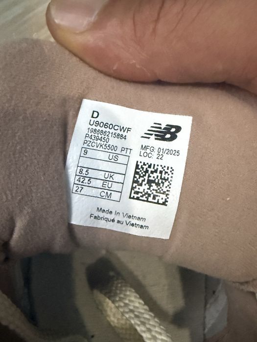 New Balance 9060