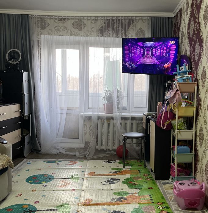 Очень срочно продаю 3-х комнатную квартиру