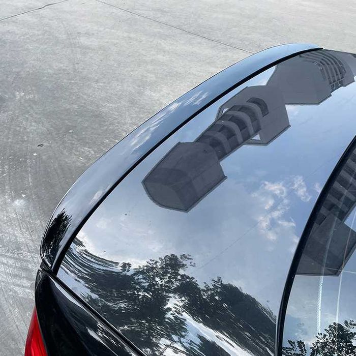 P Style спойлер за BMW G30