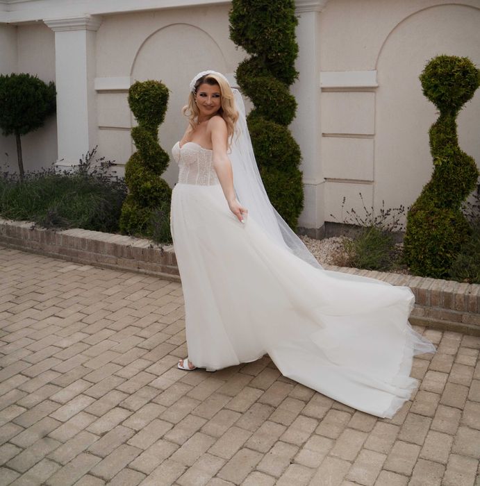 Vand rochie de mireasa