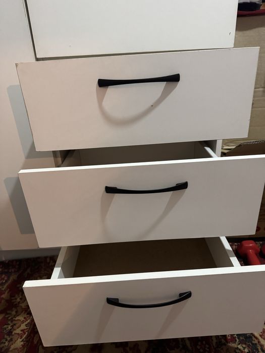 Срочно продам шкаф