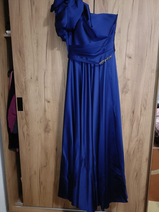 Rochie albastra eleganta