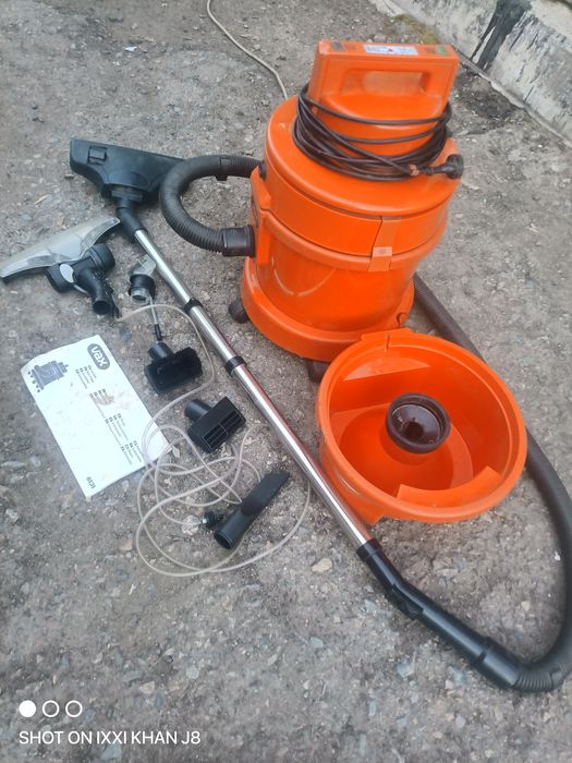 Промышленый пылесос