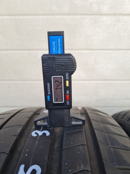 Летни гуми 2 броя PIRELLI Pzero 245 35 R20 дот 2122