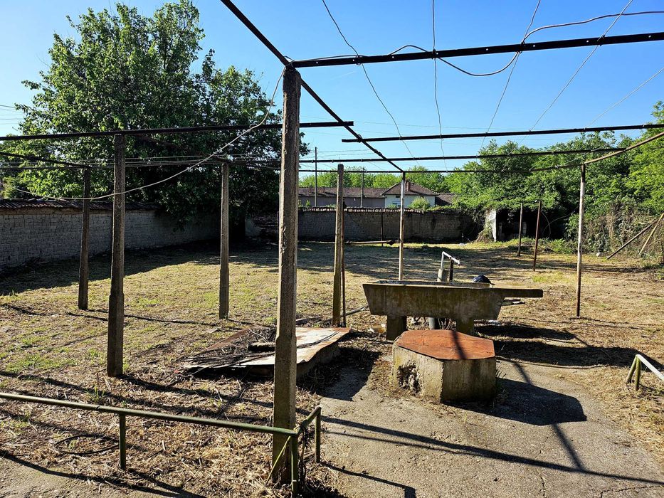 Продавам къща в село градище
