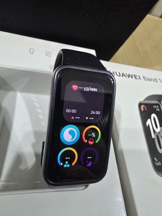 Смарт Гривна Huawei Band 10
