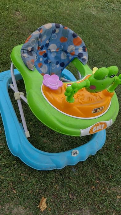 Детский коляска, ходунок