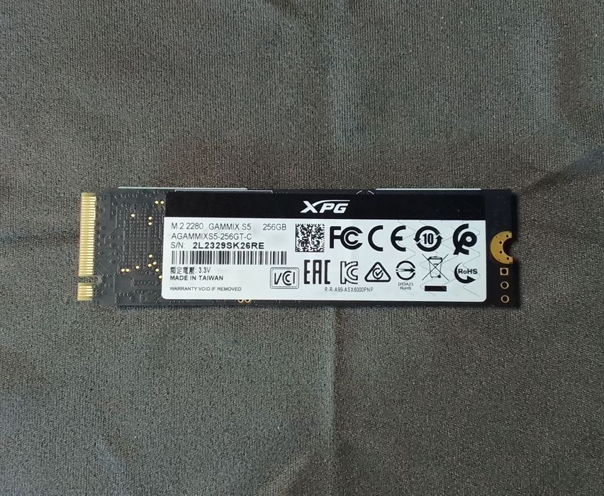 SSD-накопитель  (SSD A-Data XPG GAMMIX S5 M.2)