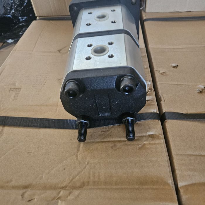 Pompa hidraulica tractor landini