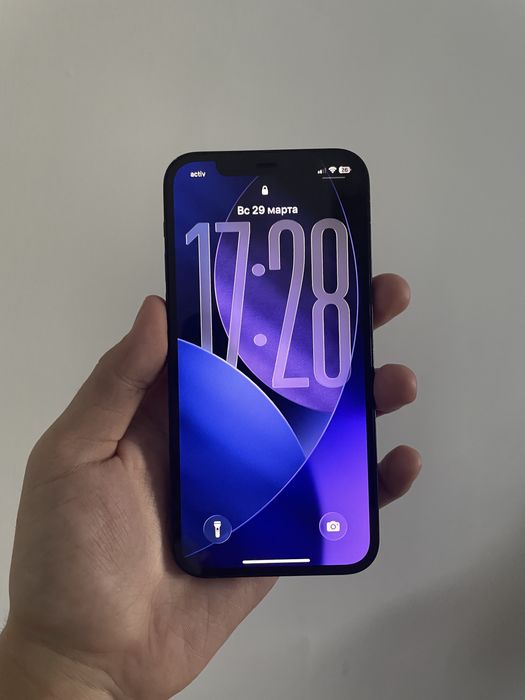 Продается IPHONE 12