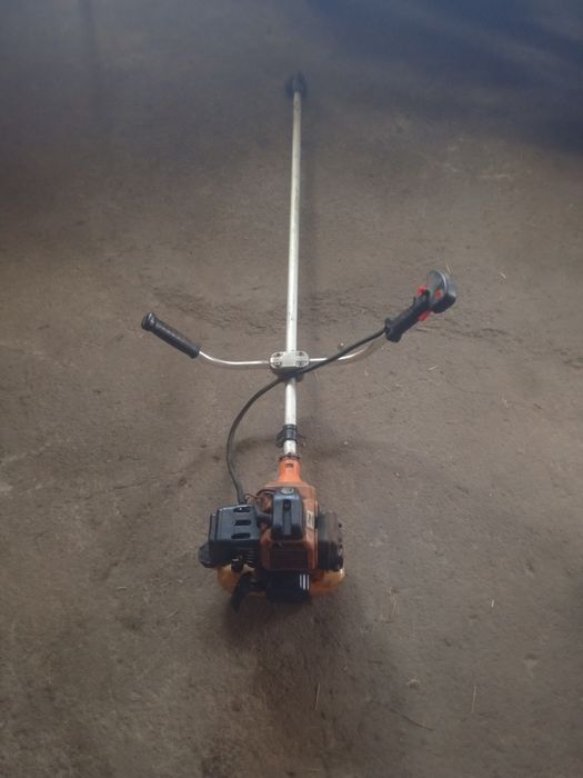 Продам   триммер