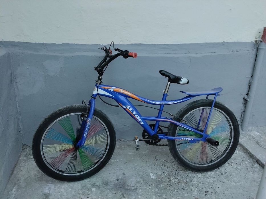 Velosiped sotiladi