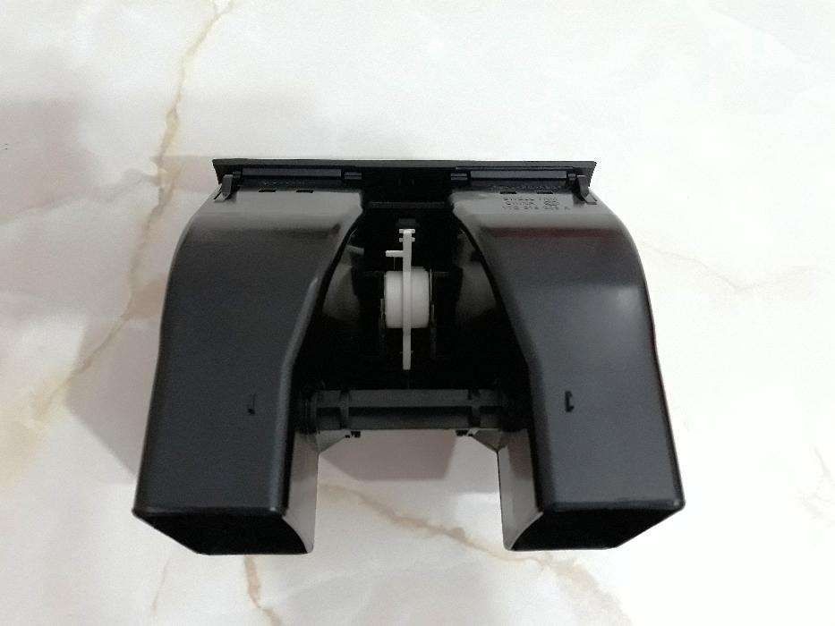 Grila ventilatie aer conditionat din cotiera VW Touran Caddy 2003-2015