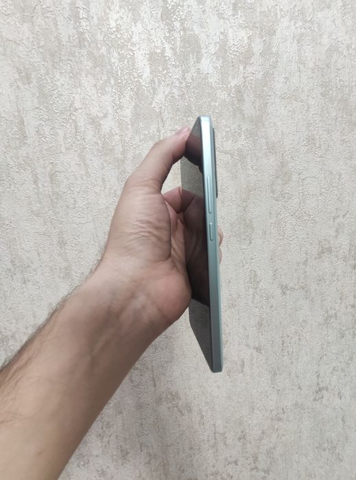 Продам Xiaomi 13t