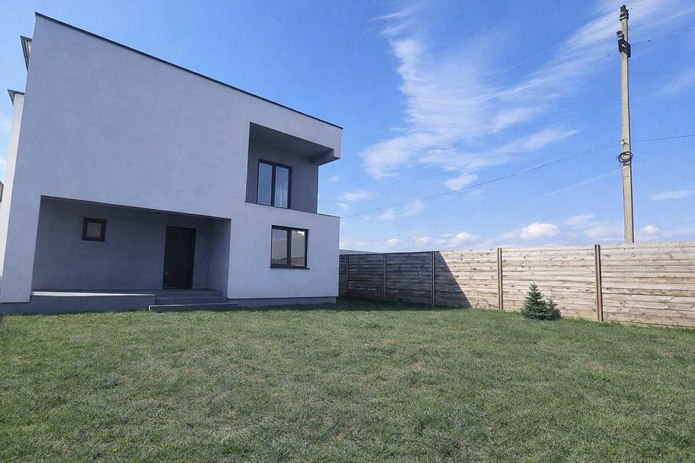 Casa Noua / Proprietar / Zonă Linistita