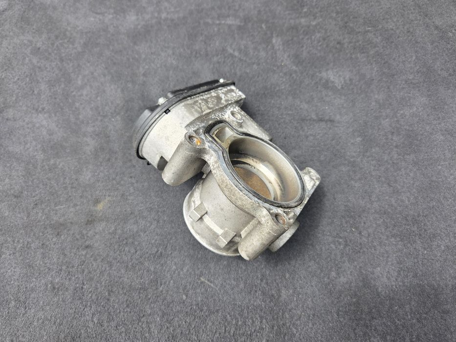 Дроселова клапа Ford Форд 1.8 / 2.0 Бензин
