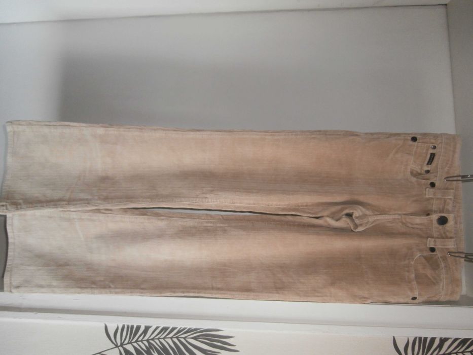 Дамски бежови джинси