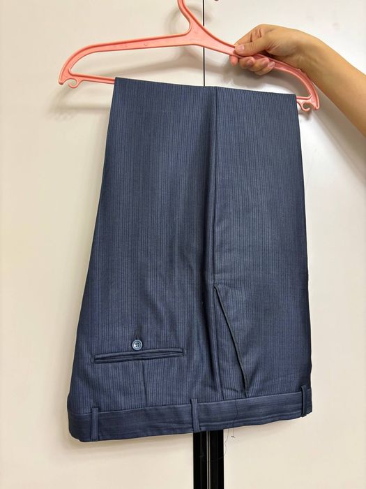 Костюм двойка, брюки за 200 тыс