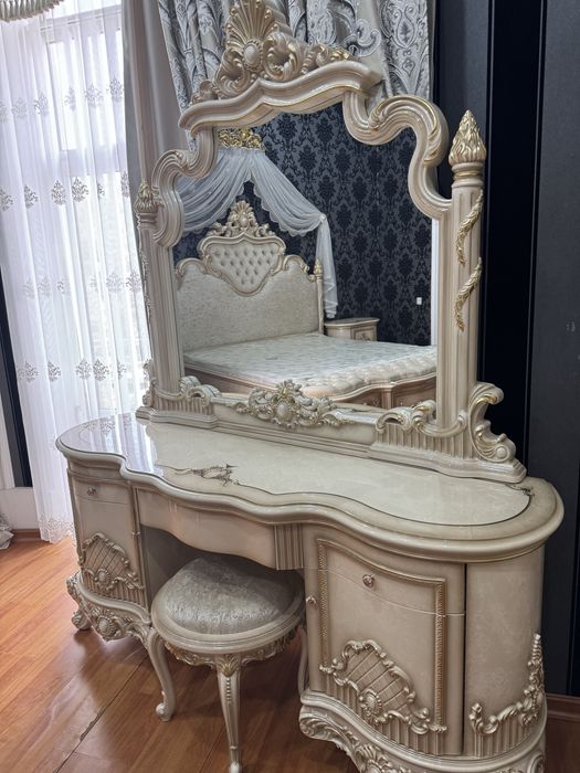 Спальная мебель в комплекте