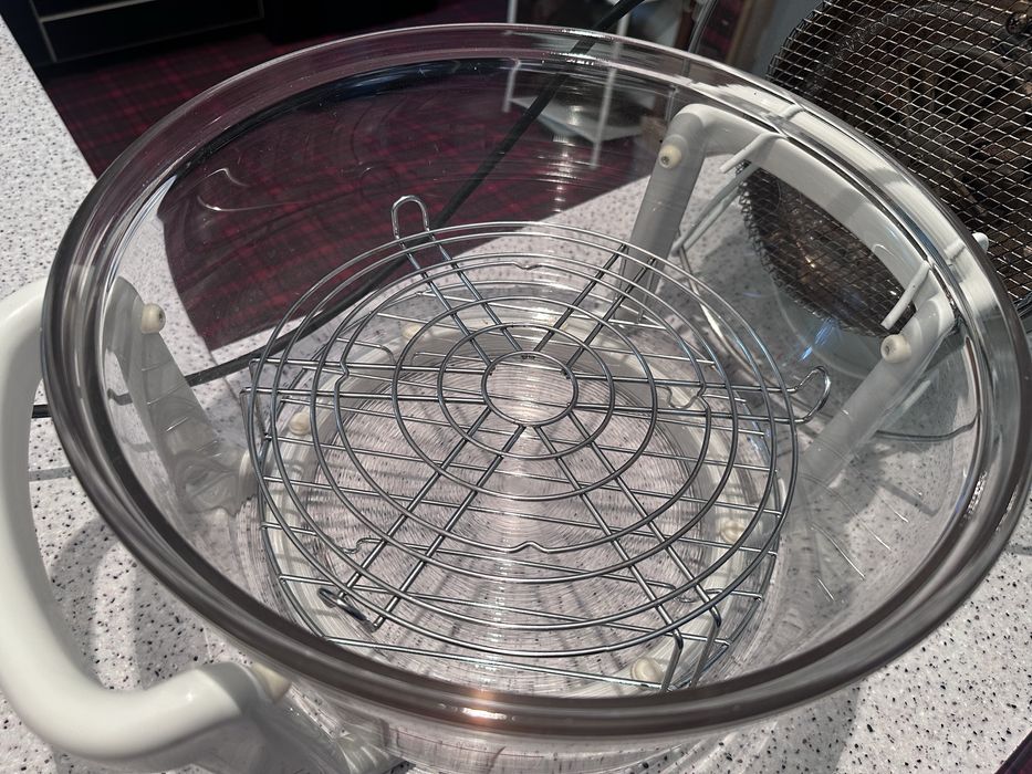 Продам аэрогриль (галогеновая печь)