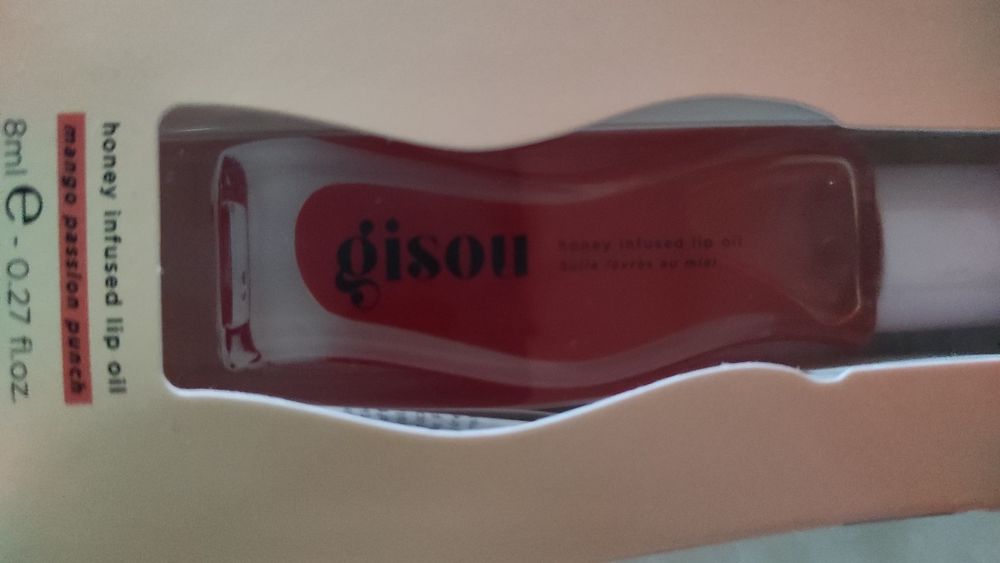 Масло / гланц за устни Gisou mango passion punch от bellebox