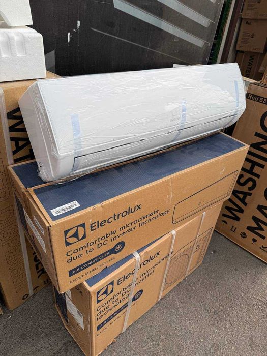 Кондиционер Electrolux 12 DC Inverter 35 м² EACS/I-12 HEL/N8/outEEC