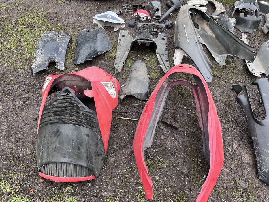 Plastice carene aprilia leonardo