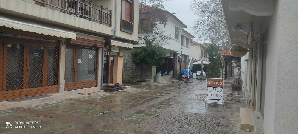 Дава се под наем Магазин в Бургас, Възраждане - 35 кв.м за 2550 € - Снимка #2